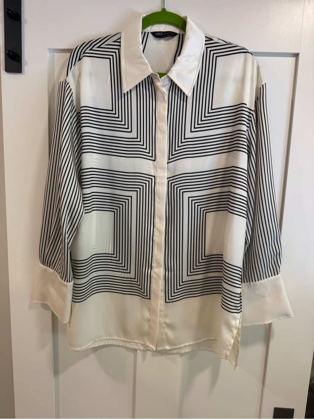M&S Geometric Black & Cream Button-Up Blouse